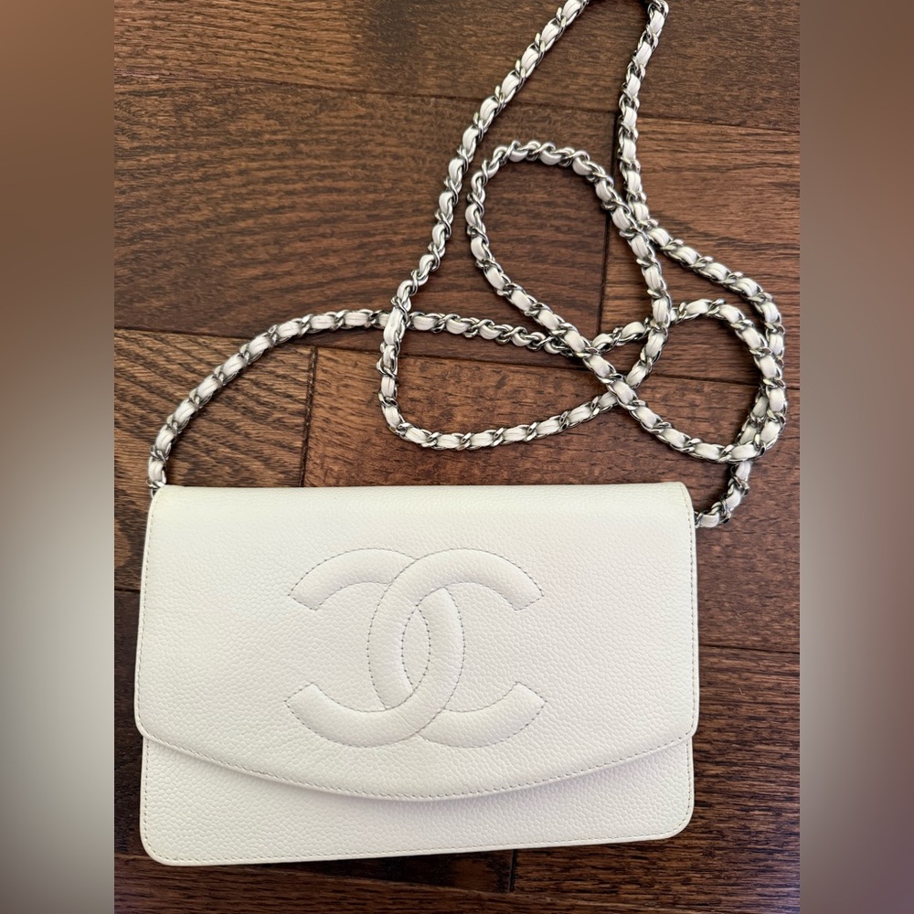 Chanel Caviar WOC